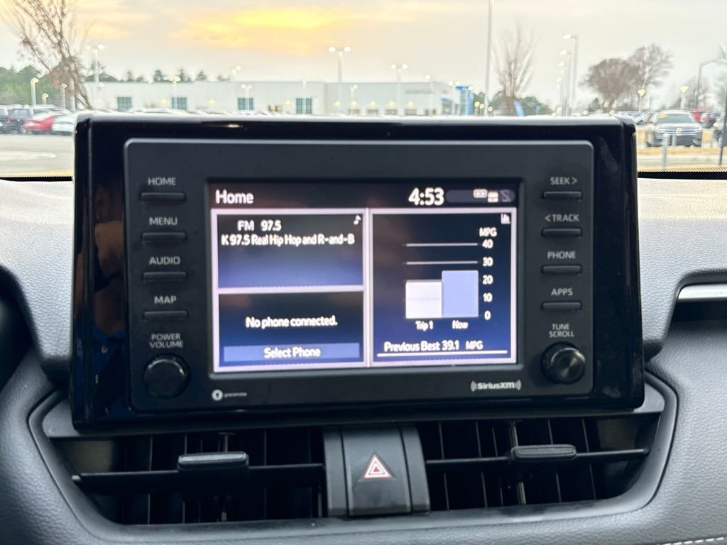 Used 2022 Toyota RAV4 XLE image 23