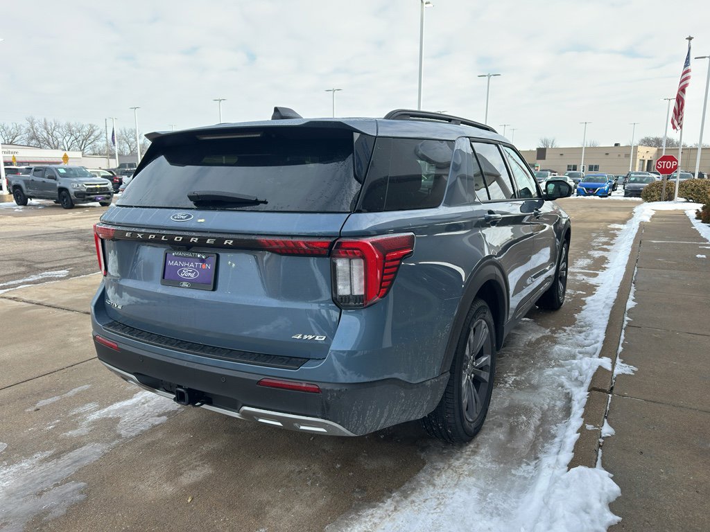 New 2026 Ford Explorer Active w/ Active Comfort Package image 5