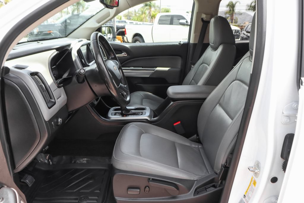 Used 2015 Chevrolet Colorado LT w/ Luxury Package RWD image 20