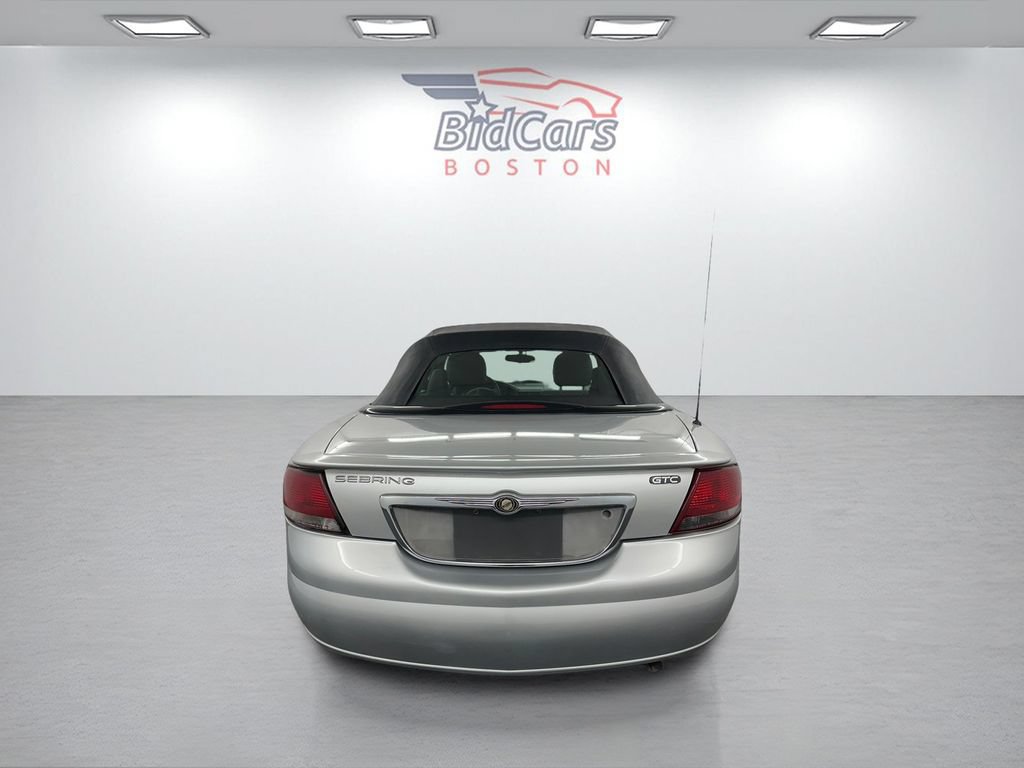 Used 2005 Chrysler Sebring GTC FWD image 5