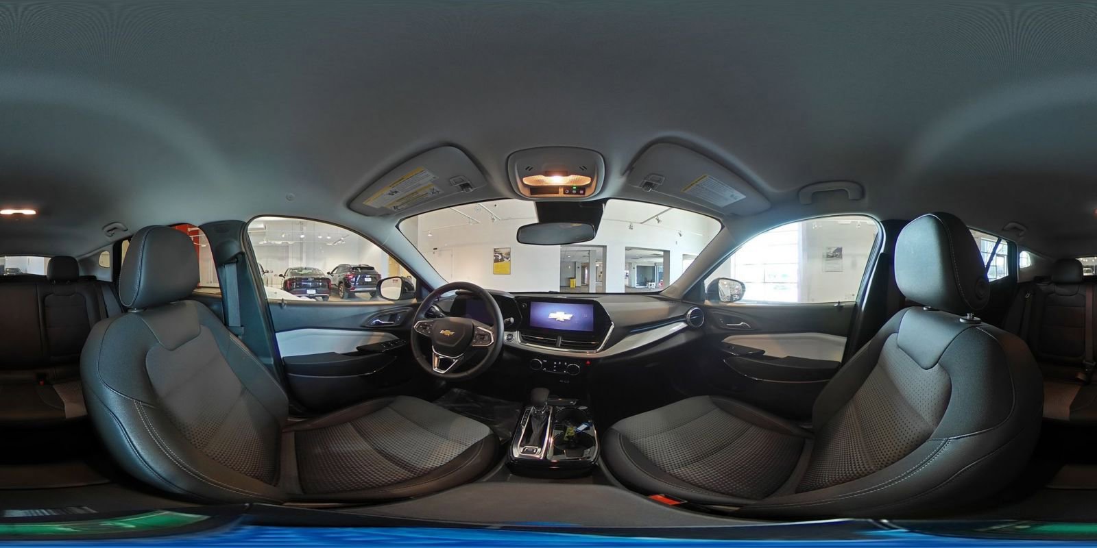 Used 2025 Chevrolet Trax LT w/ LT Convenience Package FWD image 38