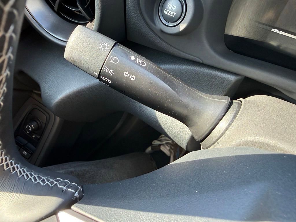 Used 2025 Toyota GR86 Premium w/ Performance Package image 22