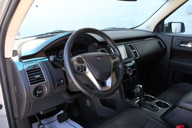 Used 2019 Ford Flex Limited AWD/4WD image 2