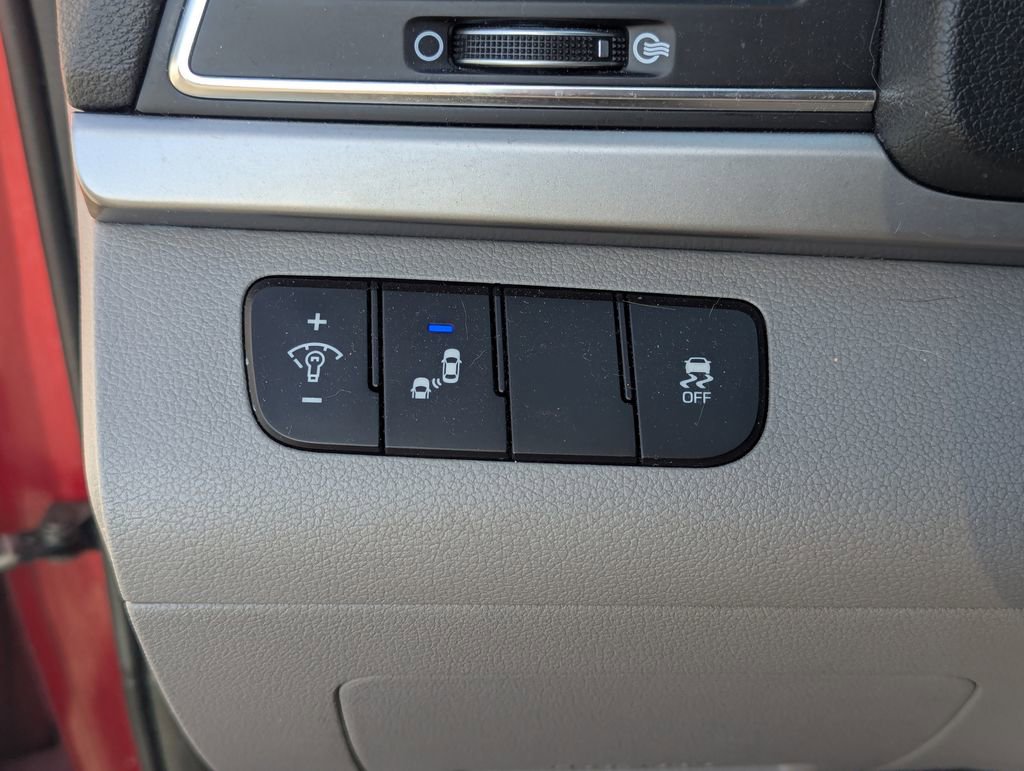 Used 2017 Hyundai Elantra SE w/ SE A/T Tech Package 03 image 23