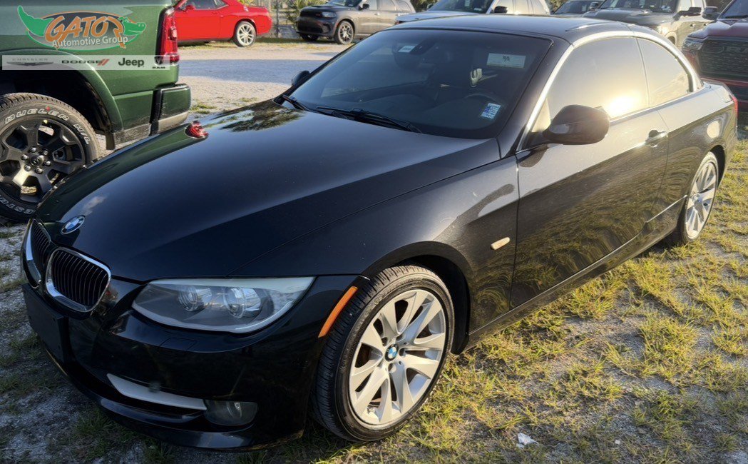 Used 2012 BMW 328i Convertible RWD image 1