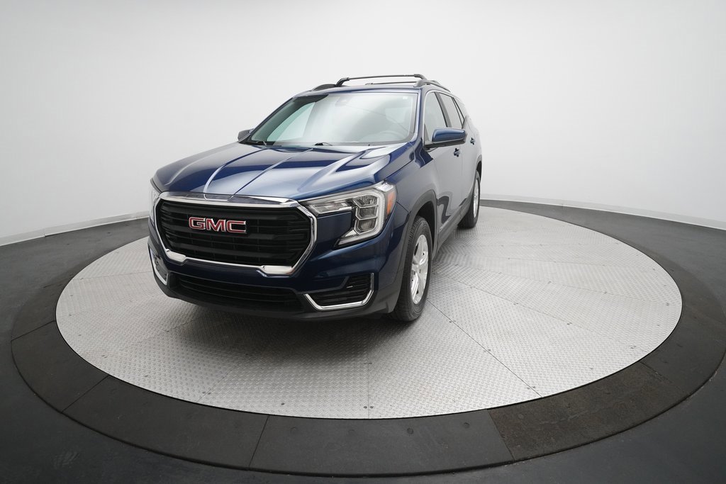 Used 2023 GMC Terrain SLE w/ Driver Convenience Package image 33