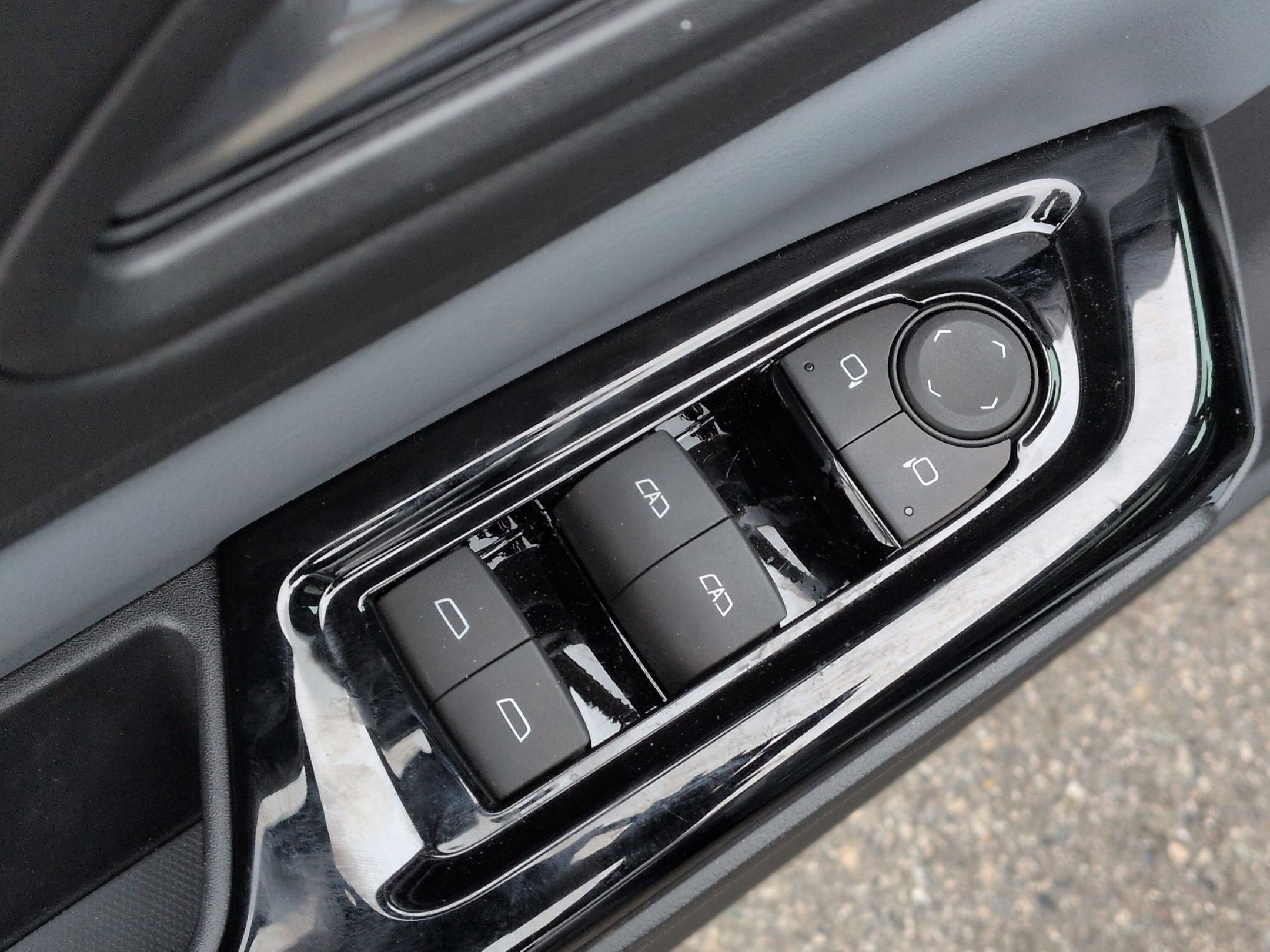 Used 2025 Honda Prologue Touring image 15