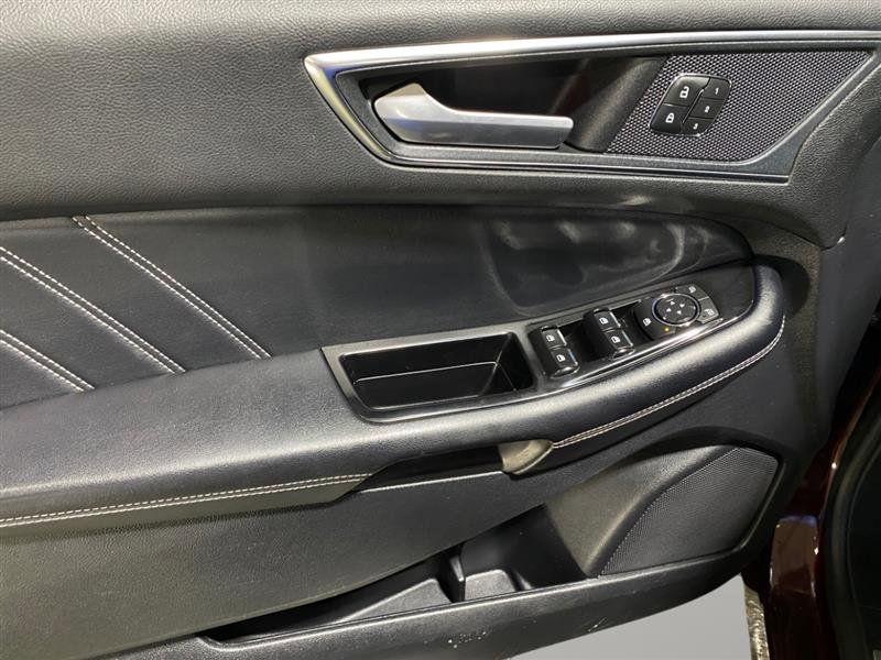 Used 2018 Ford Edge Sport w/ Technology Package image 9