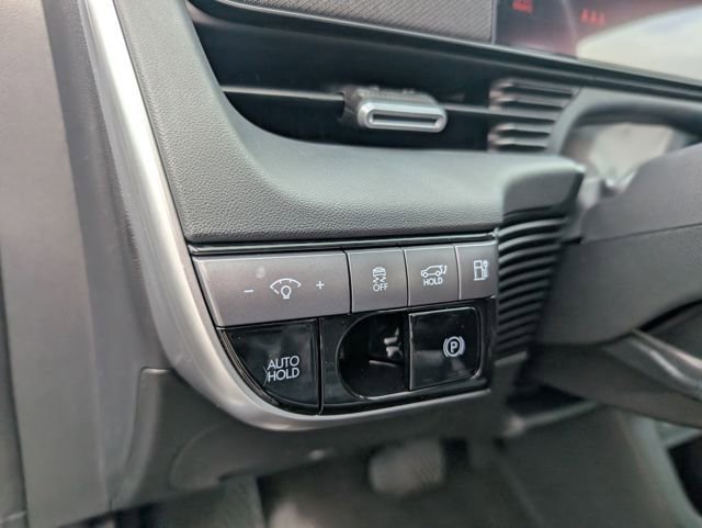 New 2026 Hyundai Ioniq 5 SEL image 17