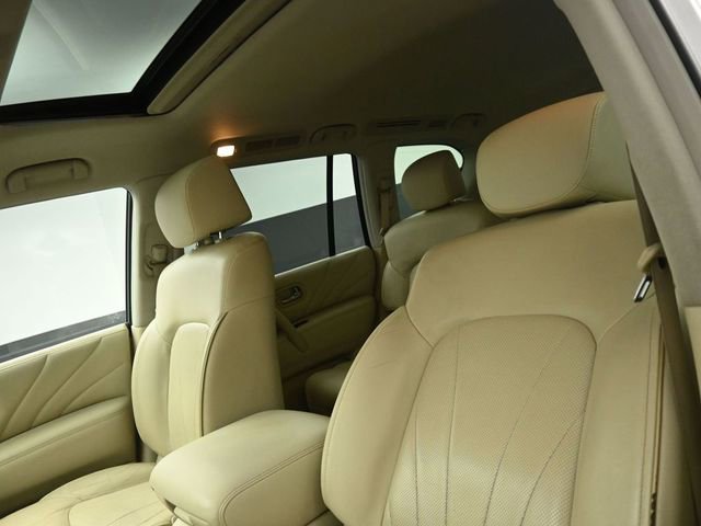 Used 2016 INFINITI QX80 4WD w/ Deluxe Technology Package image 10