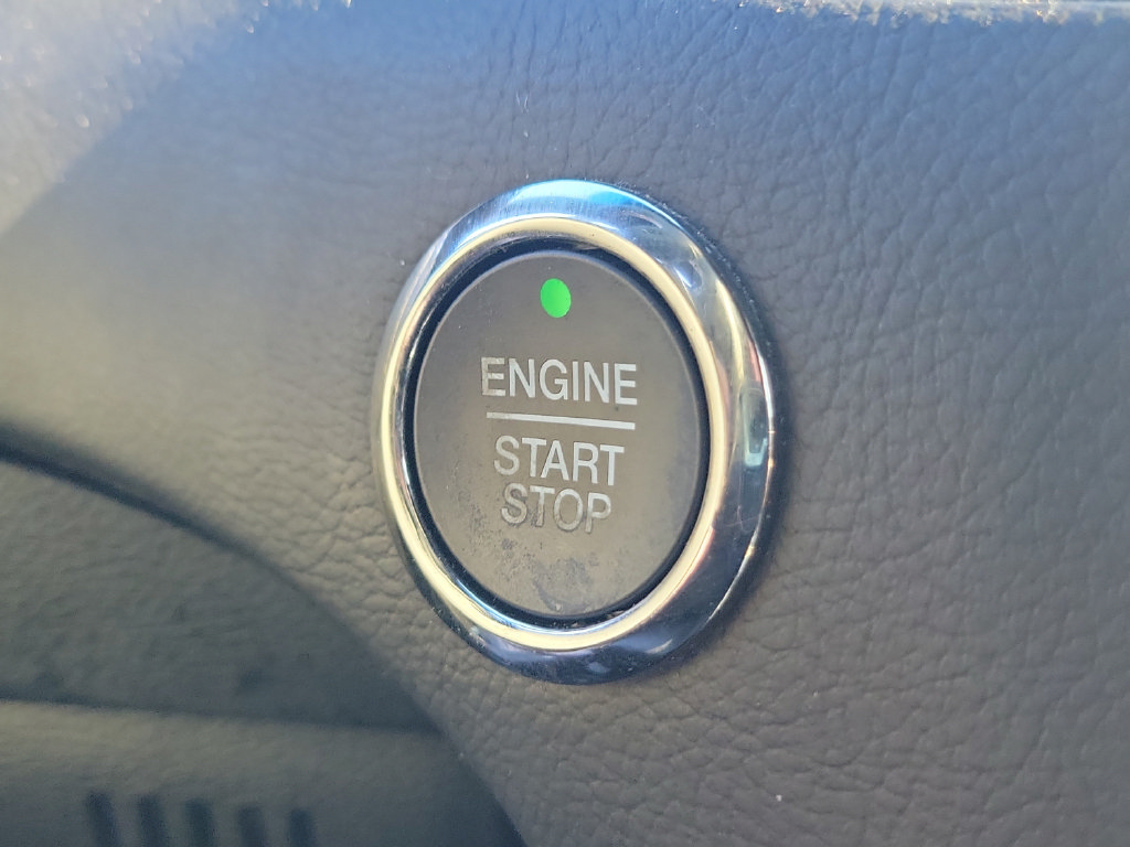 Used 2019 Ford Edge ST w/ Equipment Group 401A AWD/4WD image 28