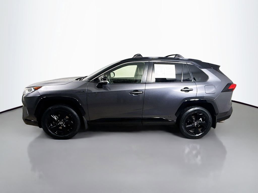 Used 2019 Toyota RAV4 XSE image 4