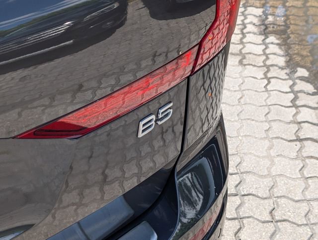 Used 2023 Volvo XC60 B5 Plus w/ Protection Package Premier image 17