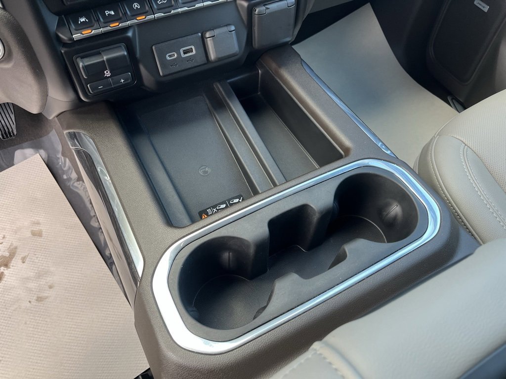 Used 2021 Chevrolet Silverado 1500 LTZ w/ Technology Package image 19