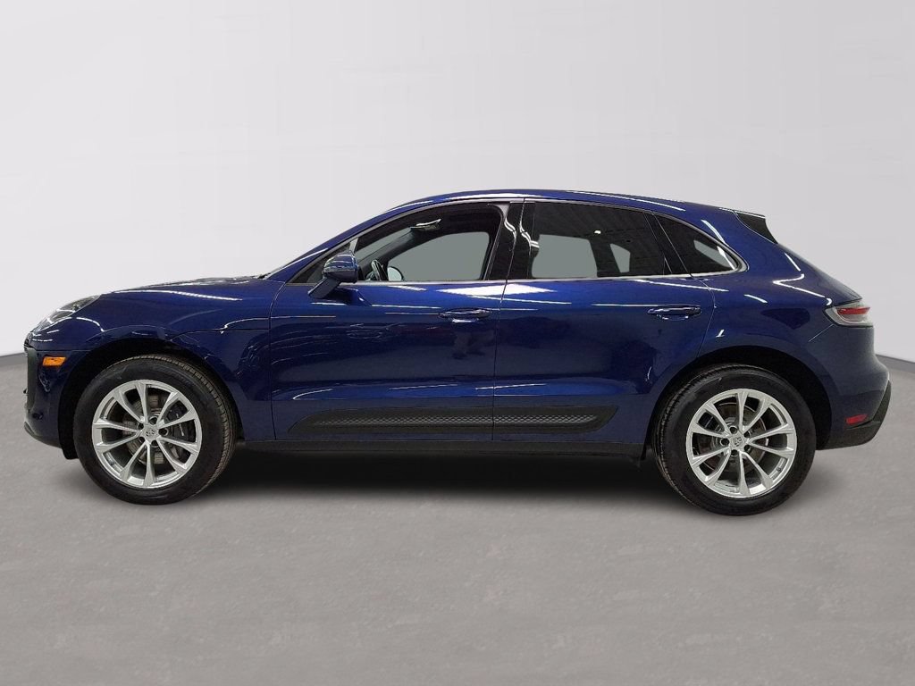 Used 2023 Porsche Macan AWD/4WD image 5