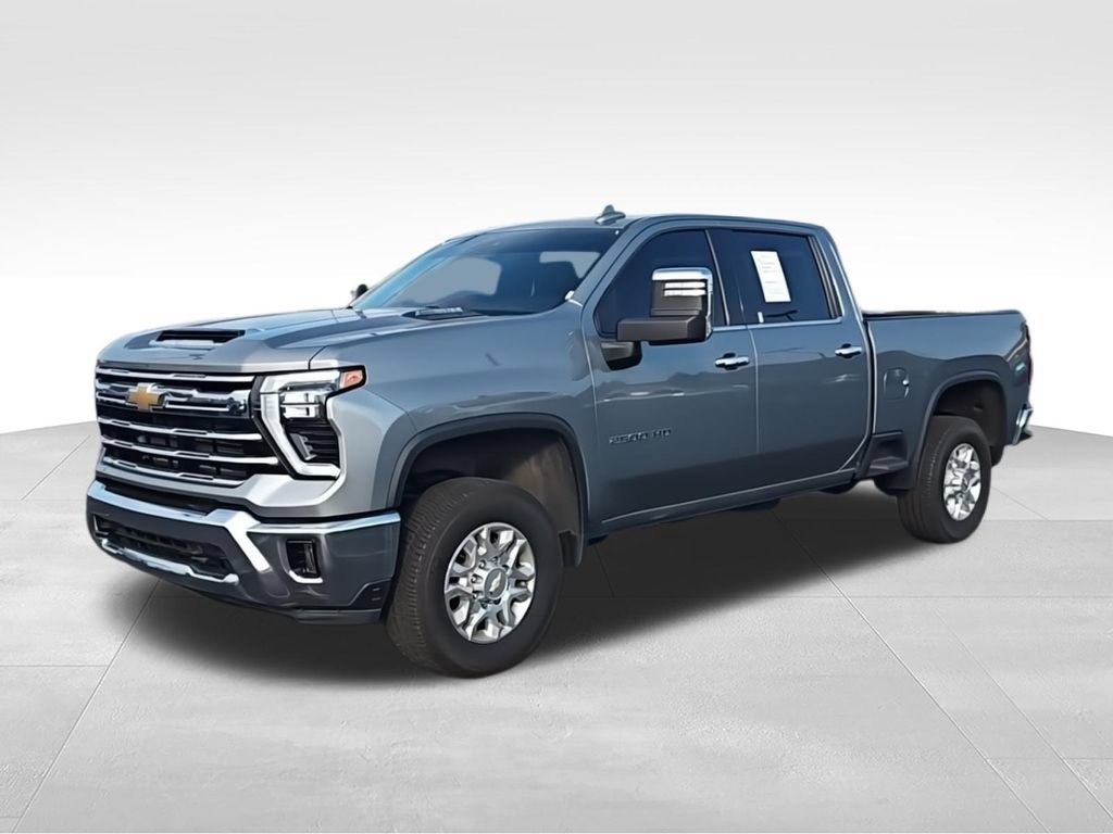 Used 2024 Chevrolet Silverado 2500 LTZ AWD/4WD image 4