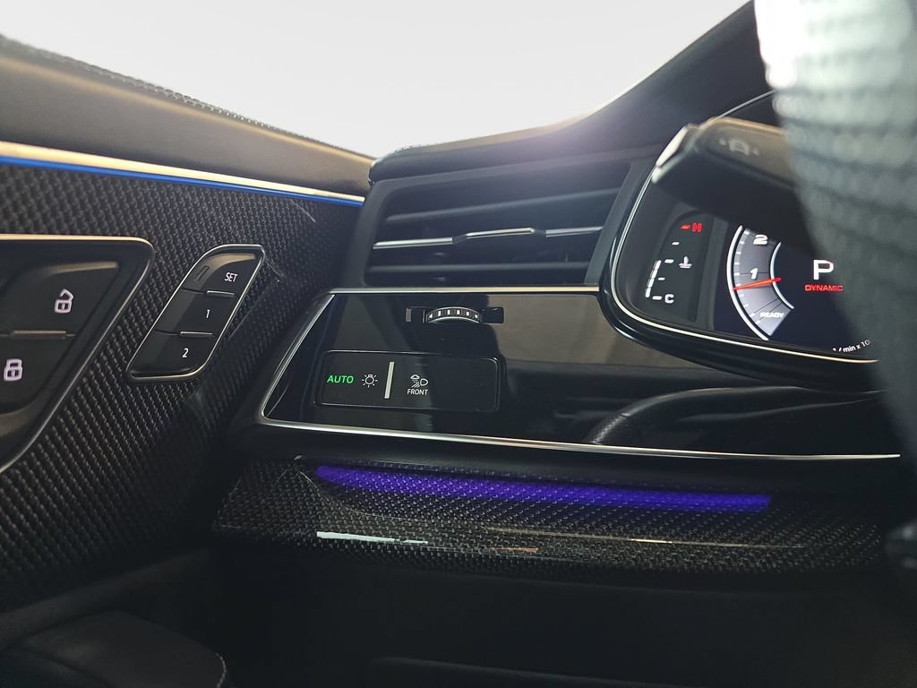 Used 2020 Audi SQ7 Prestige w/ Prestige Package AWD/4WD image 29