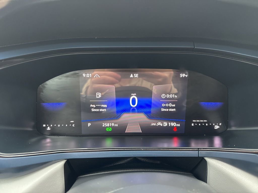 Used 2024 Volkswagen Taos SE image 17