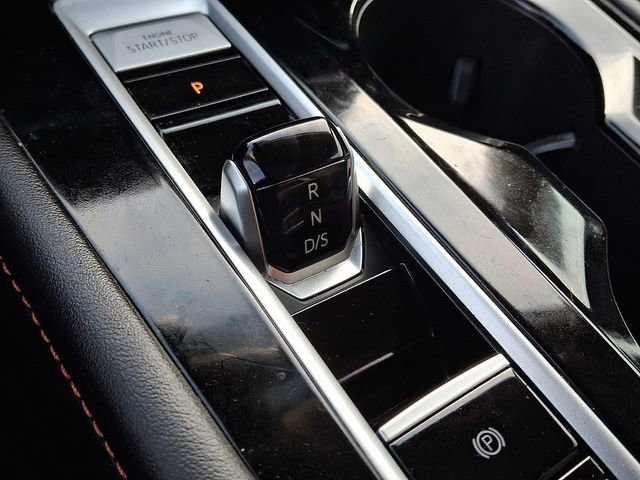 Used 2024 Volkswagen Atlas Peak Edition SEL image 16