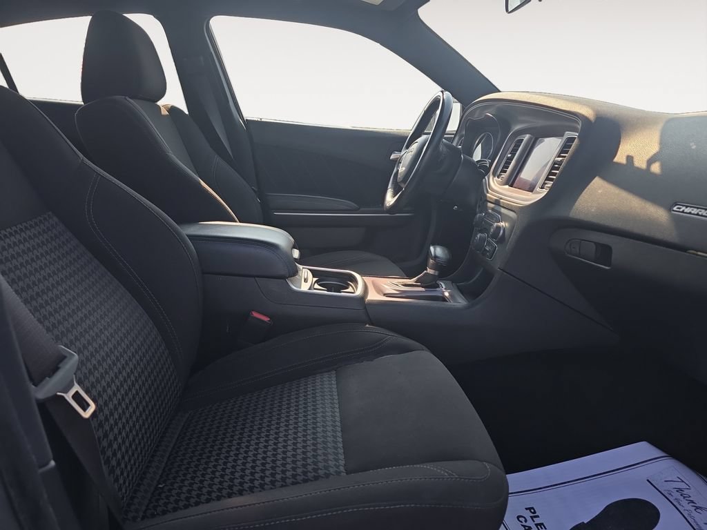 Used 2023 Dodge Charger SXT RWD image 15