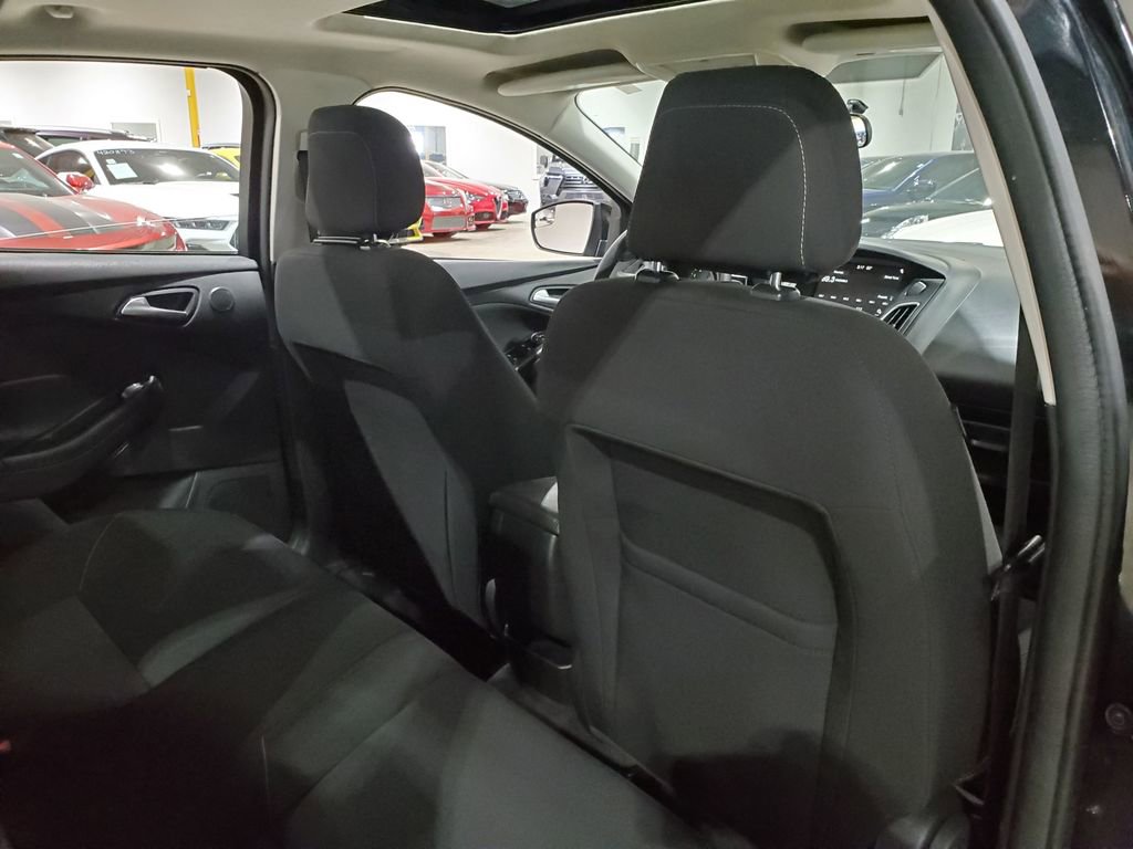 Used 2018 Ford Focus SEL FWD image 21
