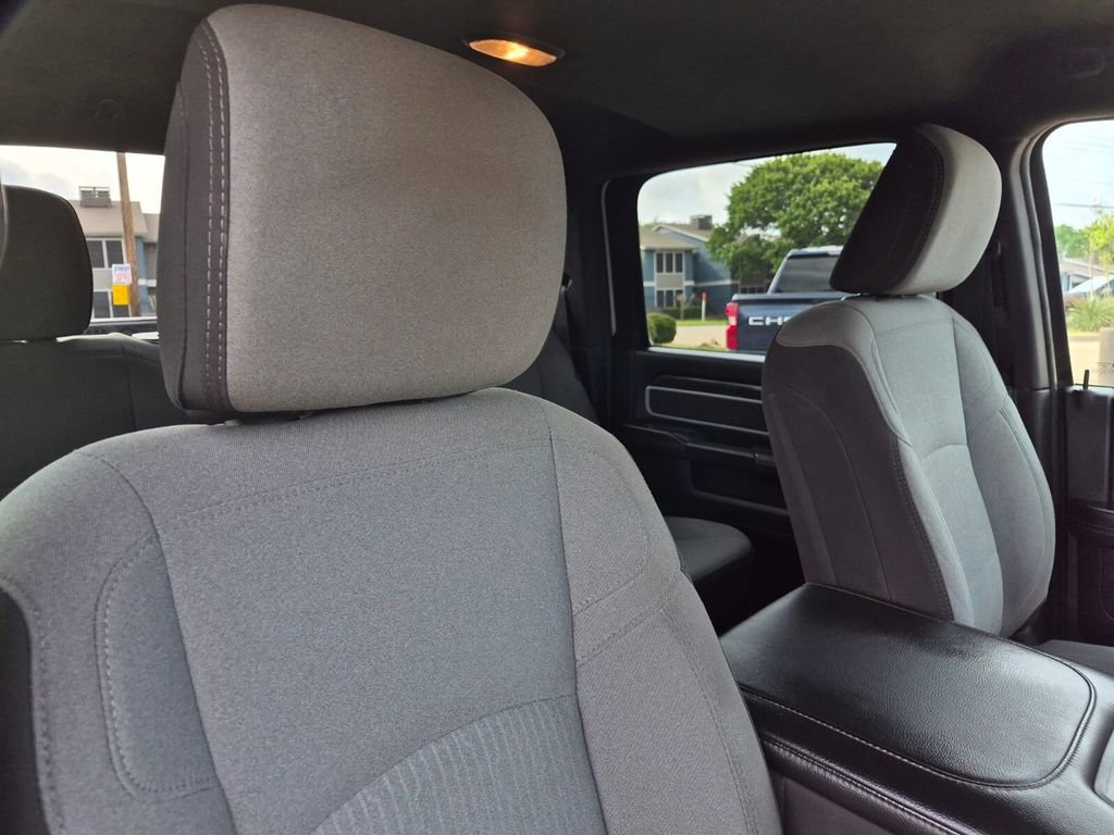 Used 2024 RAM 3500 Big Horn image 37