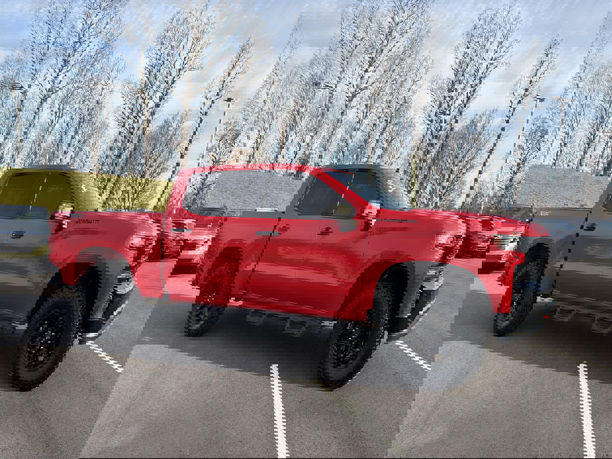 Used 2021 Chevrolet Silverado 1500 LT Trail Boss w/ Convenience Package II image 7