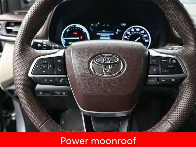 Certified 2023 Toyota Sienna Platinum image 12