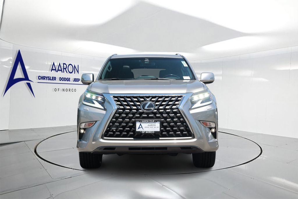 Used 2023 Lexus GX 460 Luxury w/ Off Road Package AWD/4WD image 4