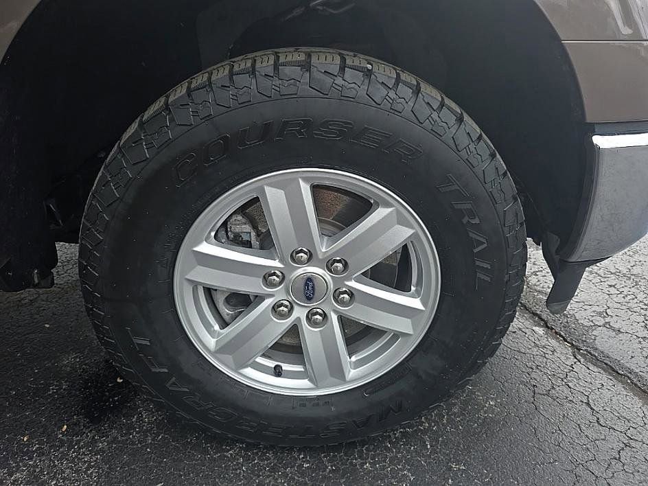 Used 2022 Ford F150 XLT image 34