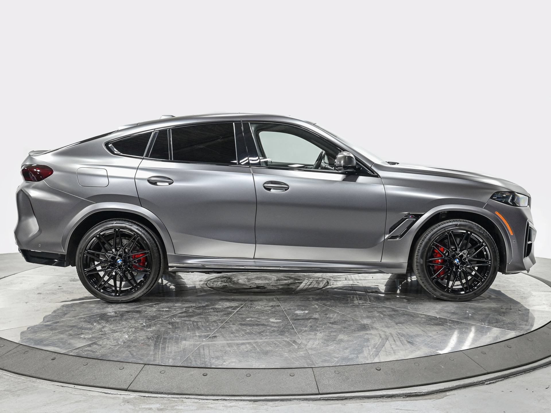 Used 2024 BMW X6 M Competition w/ Executive Package AWD/4WD image 8