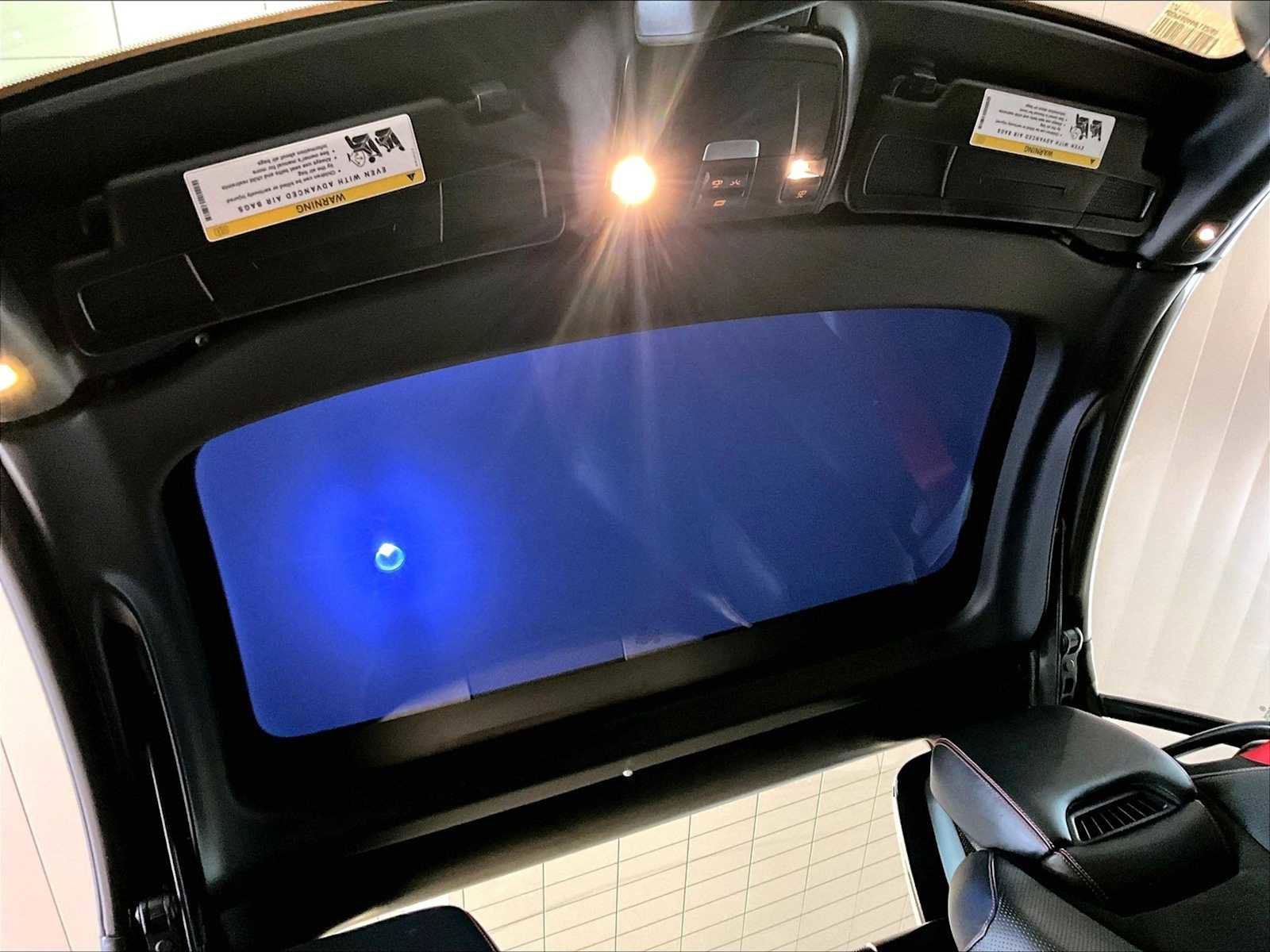 Used 2017 Mercedes-Benz SLC 43 AMG image 25