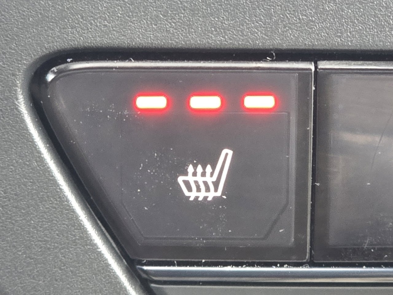 Certified 2023 Honda Accord EX image 8