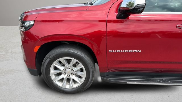 Used 2024 Chevrolet Suburban Premier w/ Premium Package AWD/4WD image 33