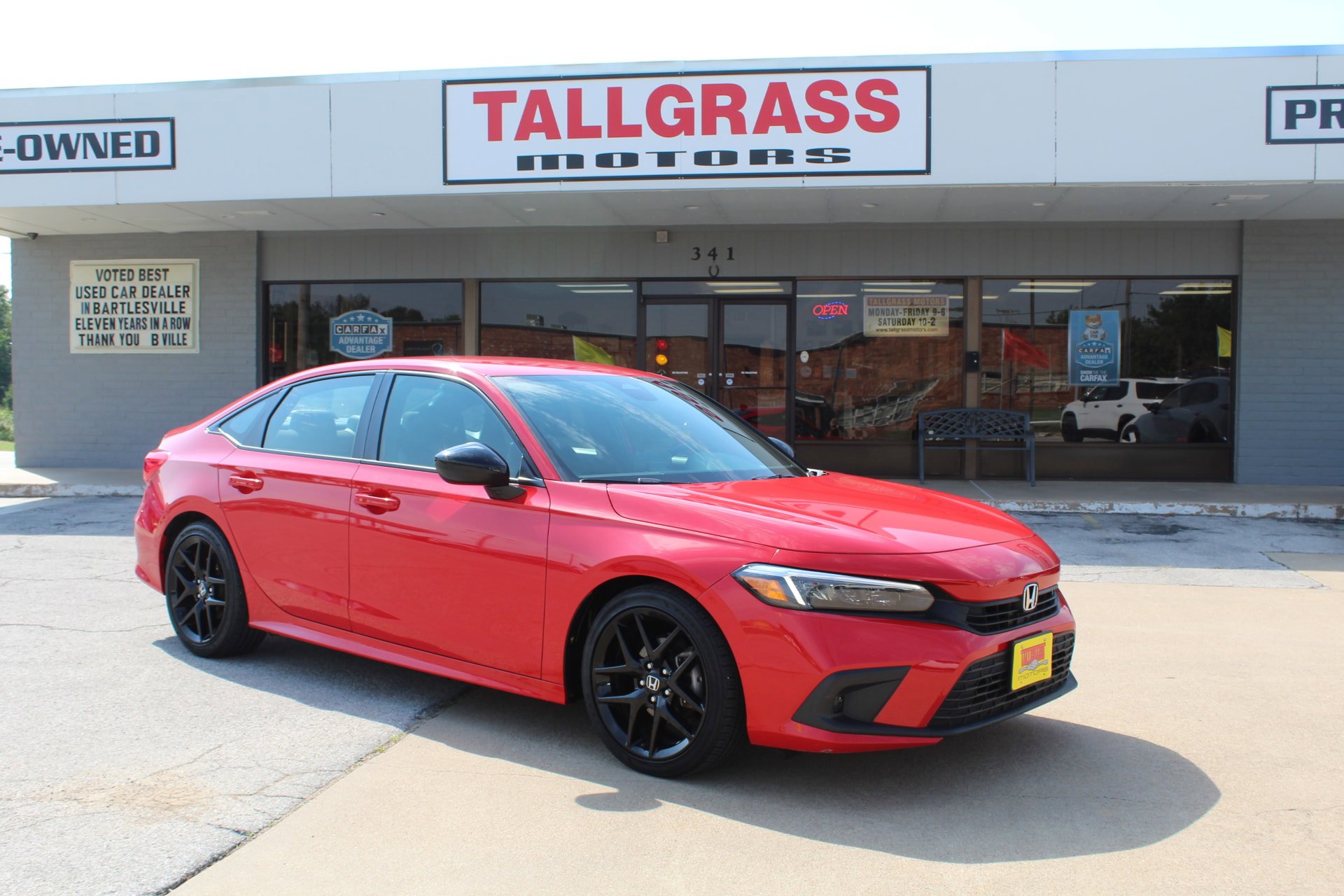 Used 2024 Honda Civic Sport image 2