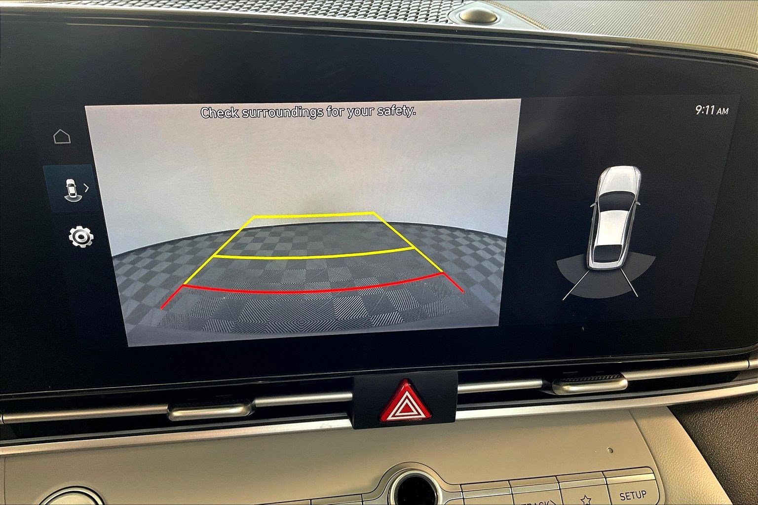 Certified 2022 Hyundai Elantra Limited w/ Preferred Accessory Package image 14