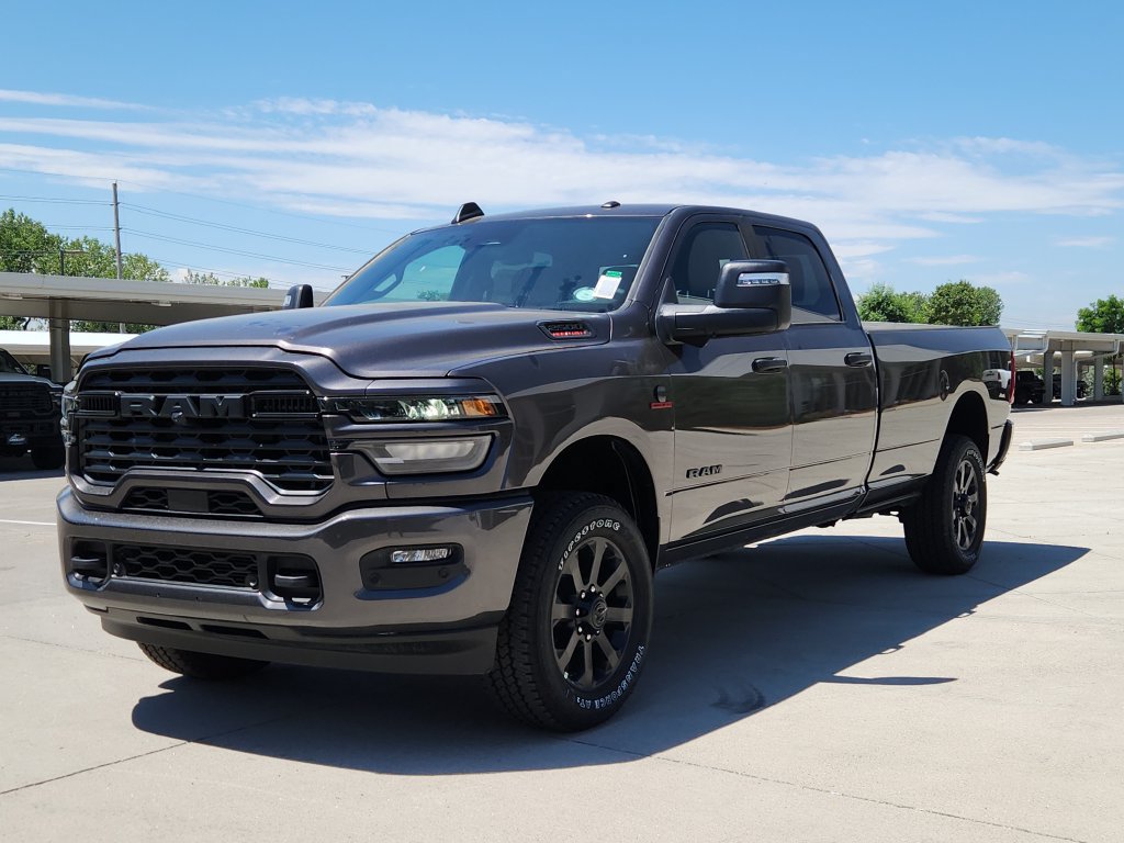 New 2026 RAM 2500 Big Horn AWD/4WD image 4