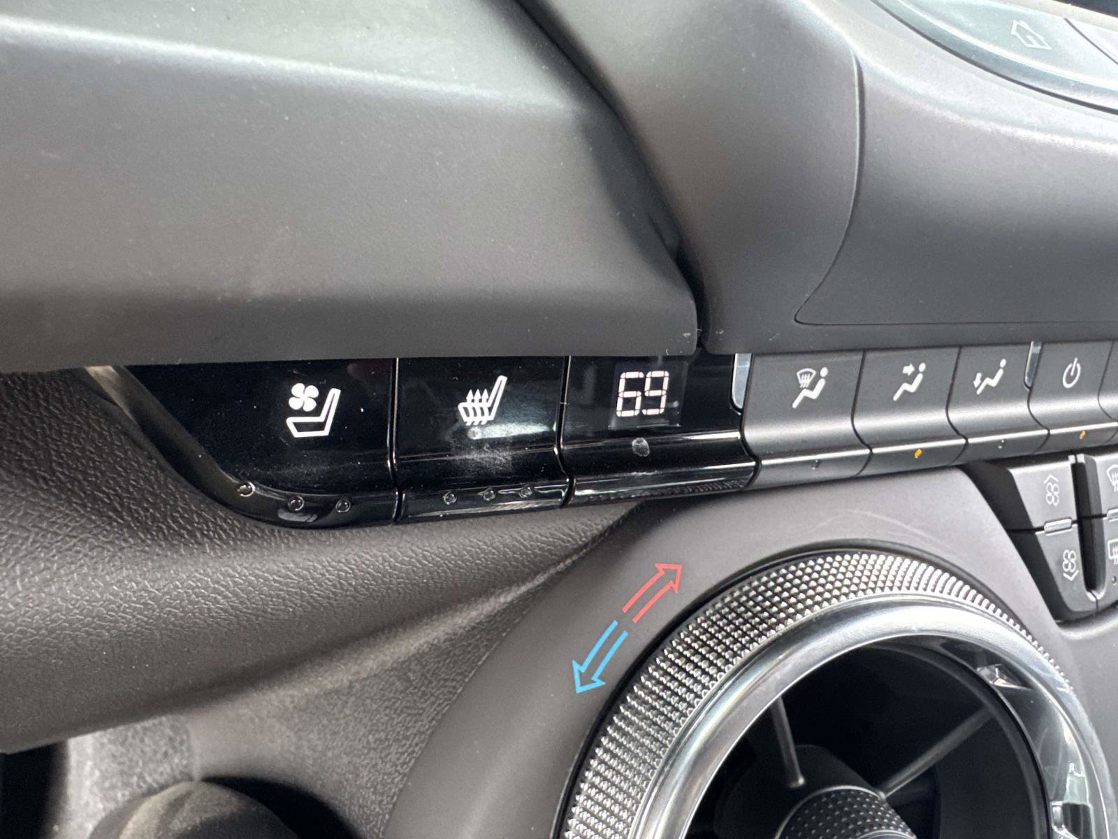 Used 2023 Chevrolet Camaro SS RWD image 31