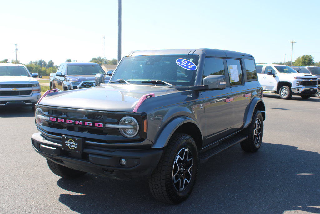 Used 2024 Ford Bronco Outer Banks AWD/4WD image 4