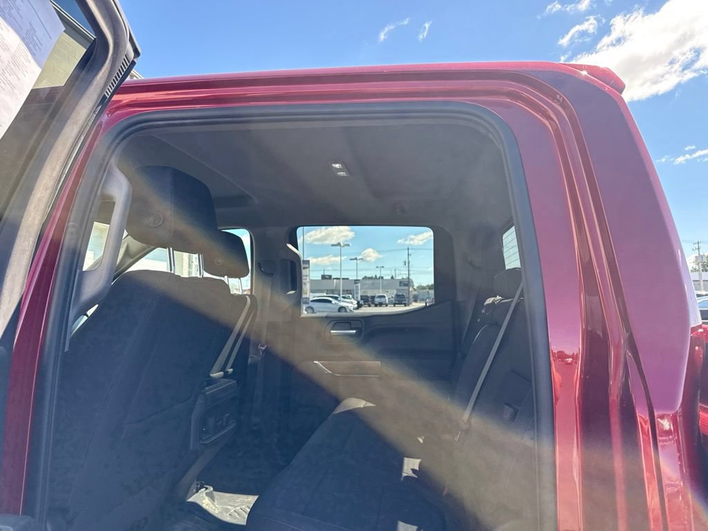 Used 2021 Chevrolet Silverado 1500 LT Trail Boss w/ Convenience Package II AWD/4WD image 6