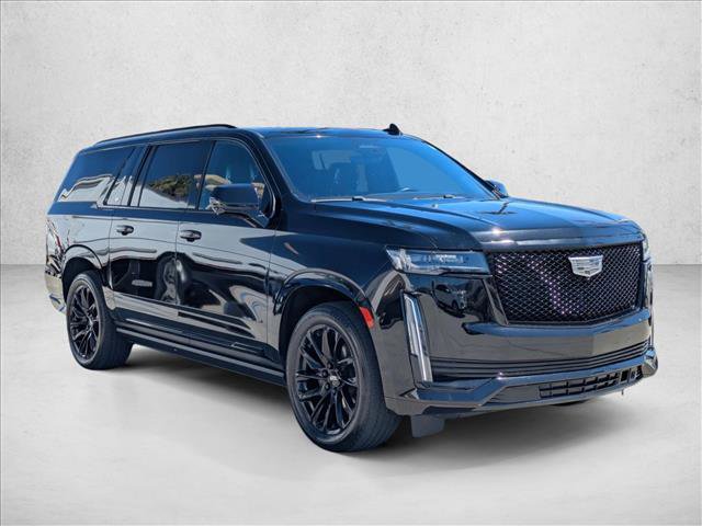 Used 2023 Cadillac Escalade ESV Sport Platinum w/ LPO, ONYX Package image 3