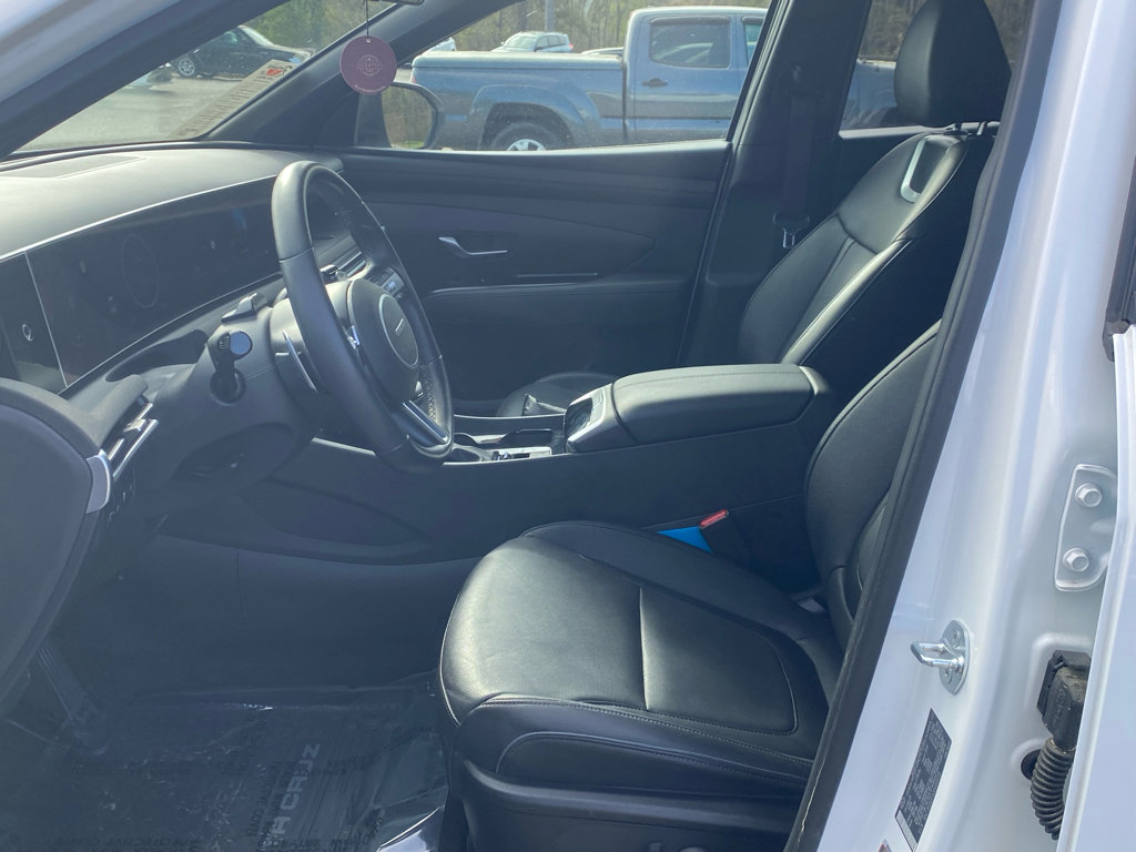 Used 2025 Hyundai Santa Cruz Limited image 5