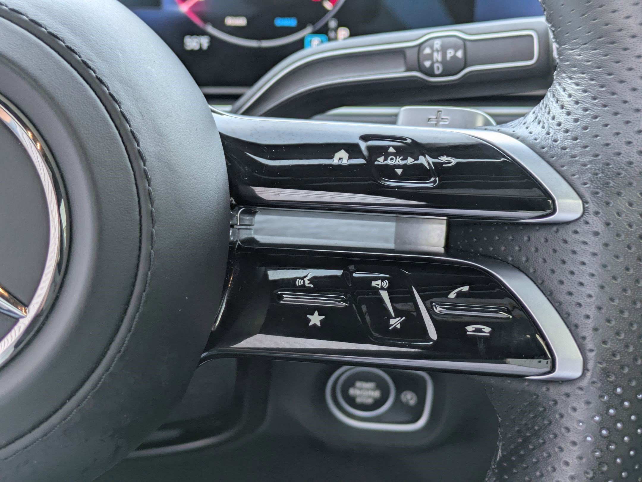 Used 2025 Mercedes-Benz GLS 450 4MATIC image 19