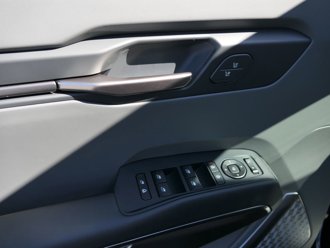 New 2026 Kia EV9 Light image 13