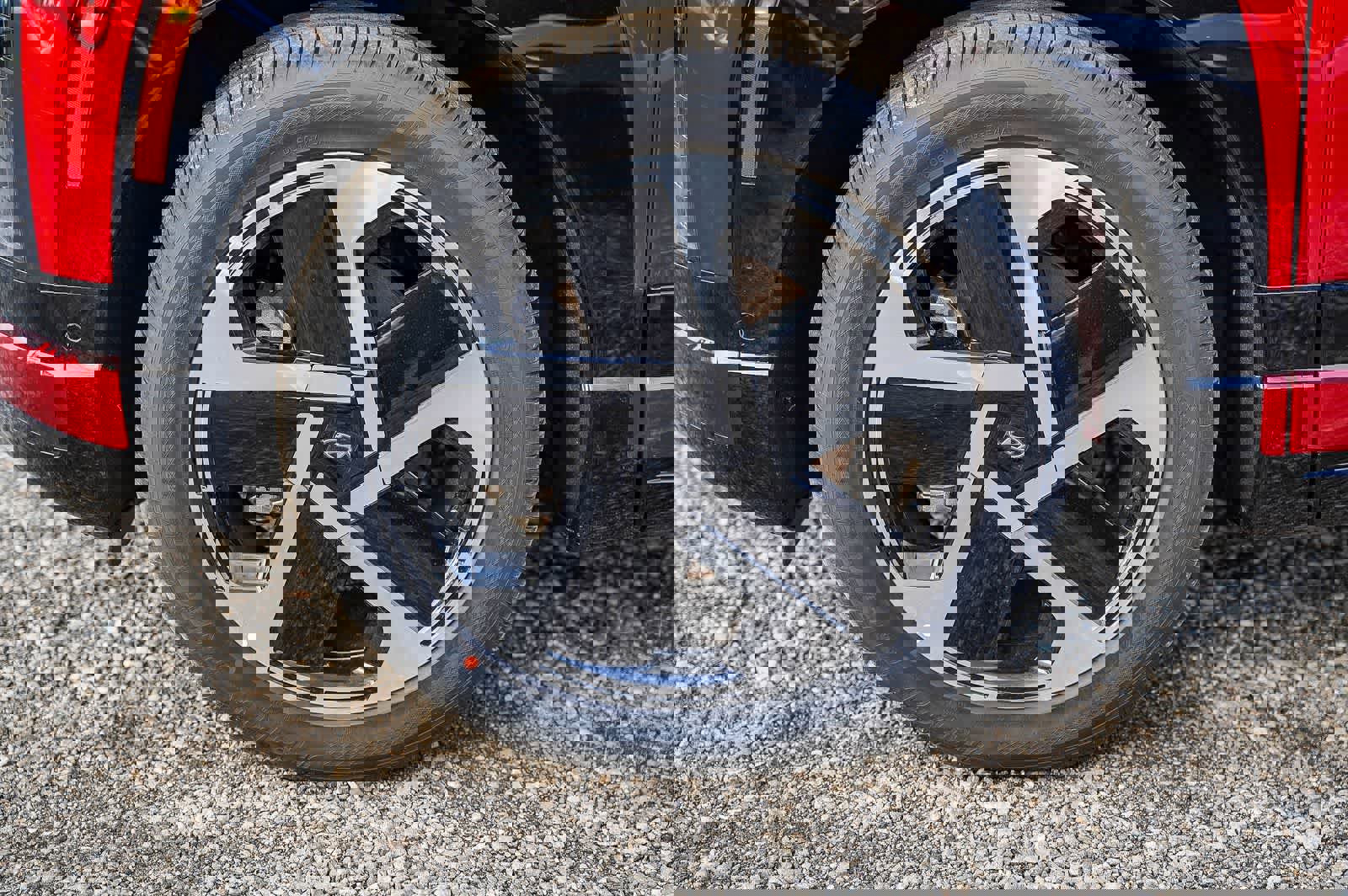 New 2026 Hyundai Ioniq 9 Limited image 6