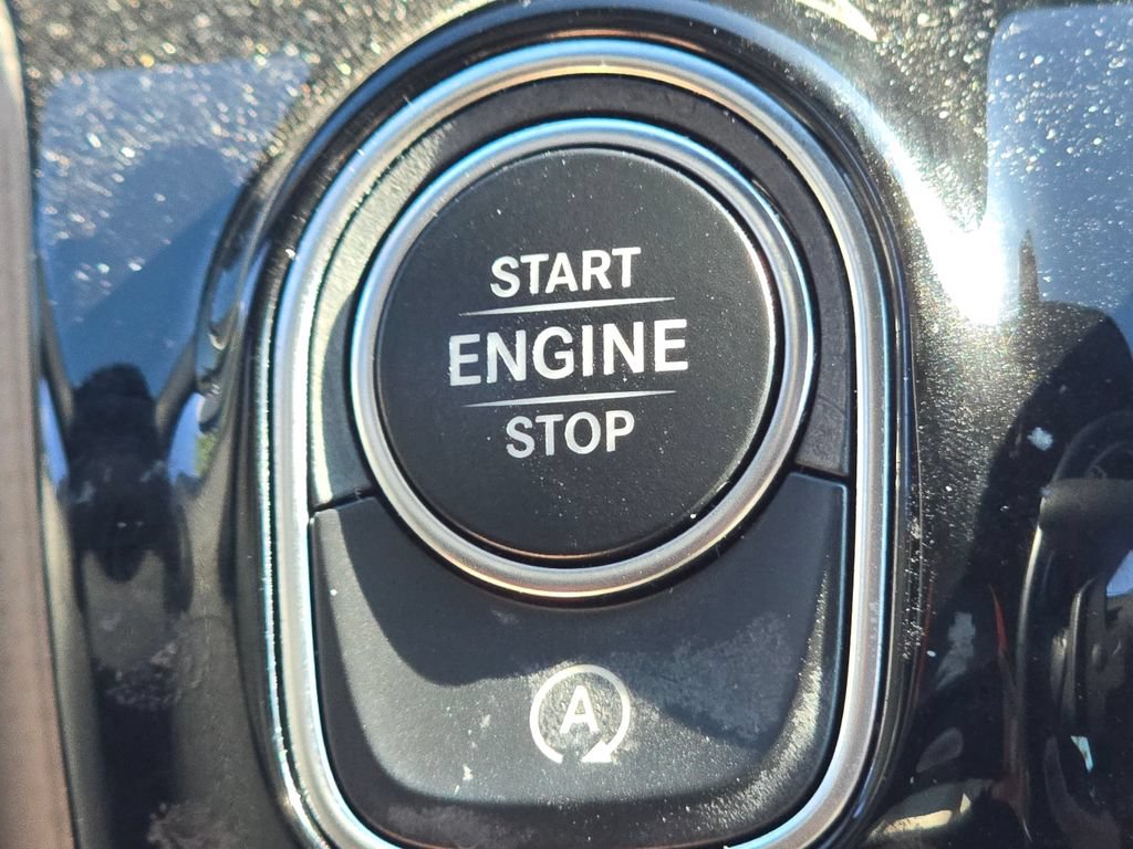 Used 2023 Mercedes-Benz CLA 250 4MATIC image 36