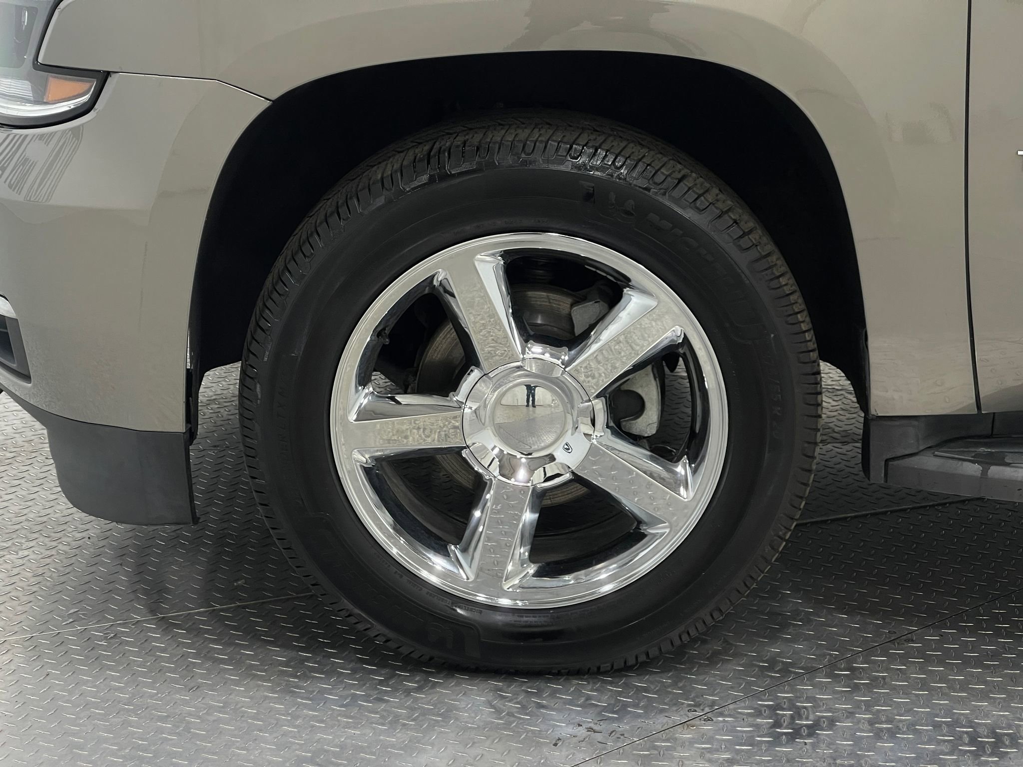 Used 2018 Chevrolet Tahoe LT AWD/4WD image 38