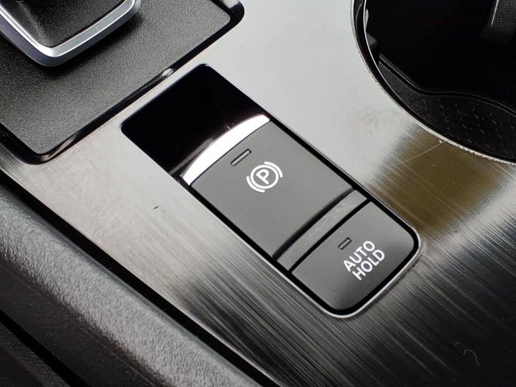 Certified 2023 Nissan Rogue SV w/ SV Premium Package image 17