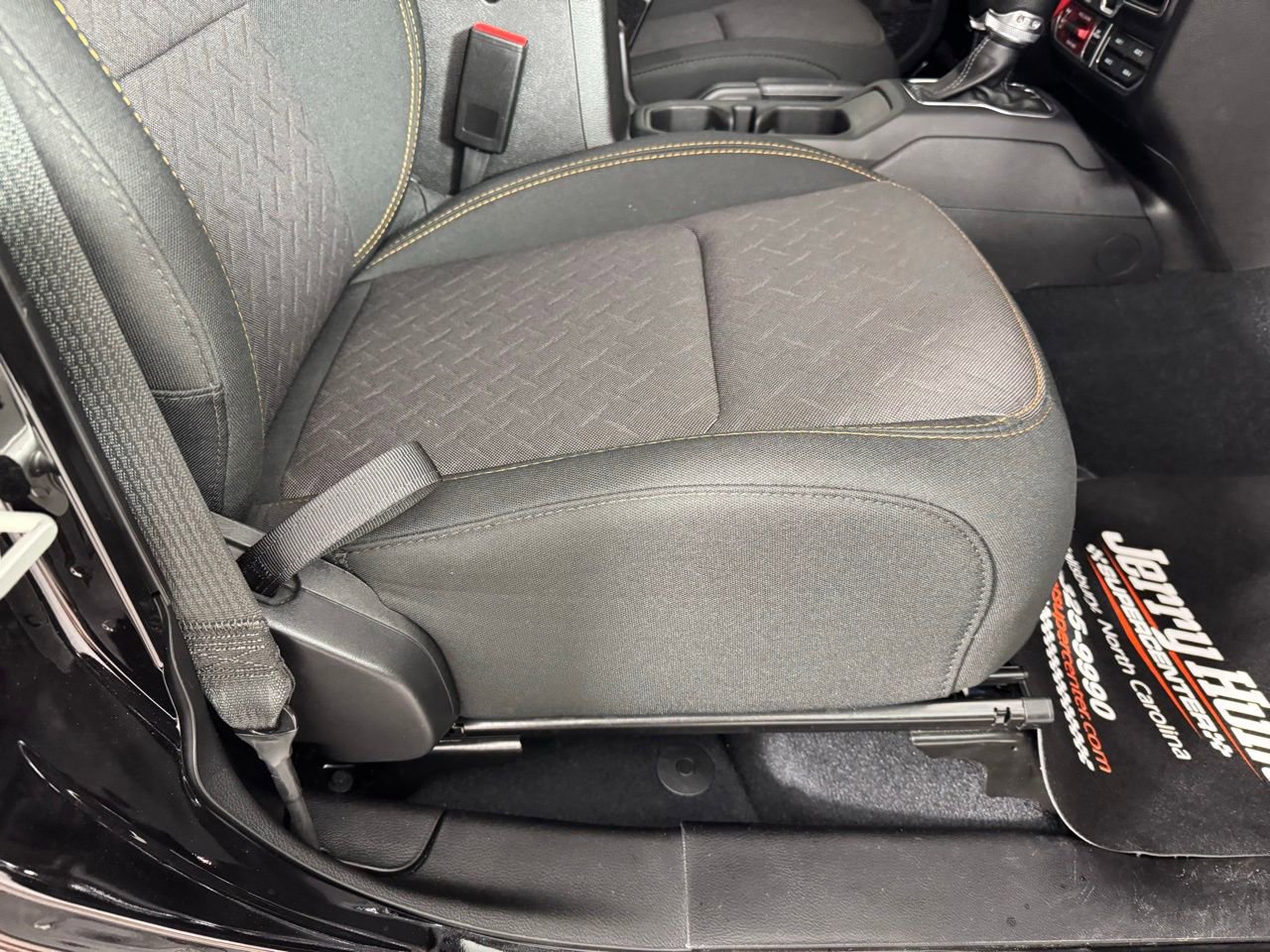 Used 2024 Jeep Gladiator Mojave image 33