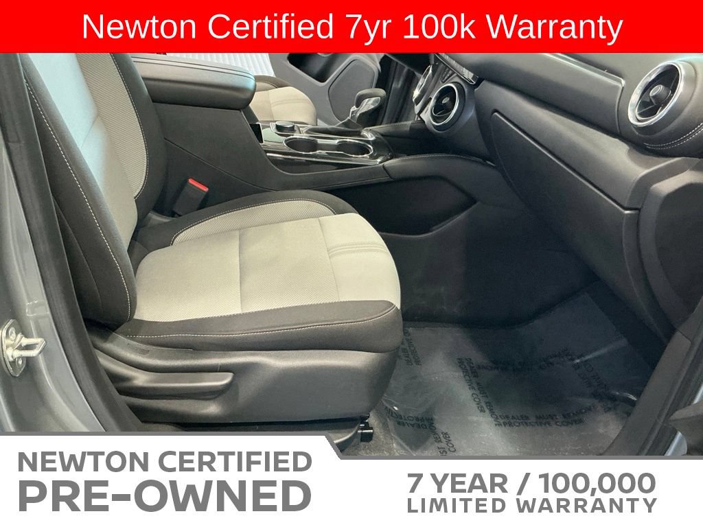 Used 2023 Chevrolet Blazer LT AWD/4WD image 16